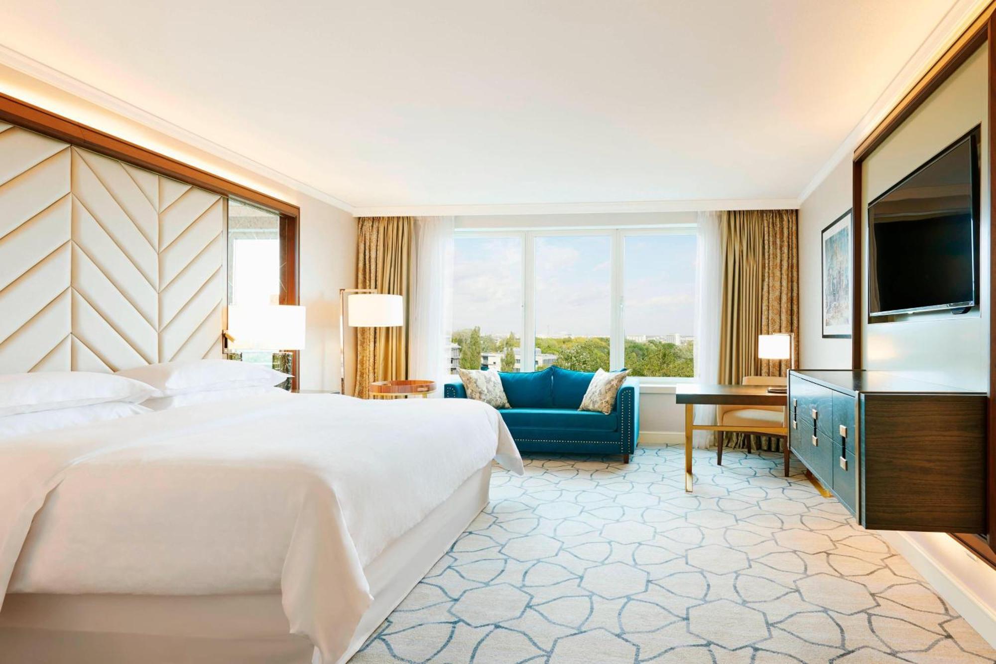 เชอราตัน แกรนด์ วอร์ซอ Hotel ภายนอก รูปภาพ Deluxe Room
