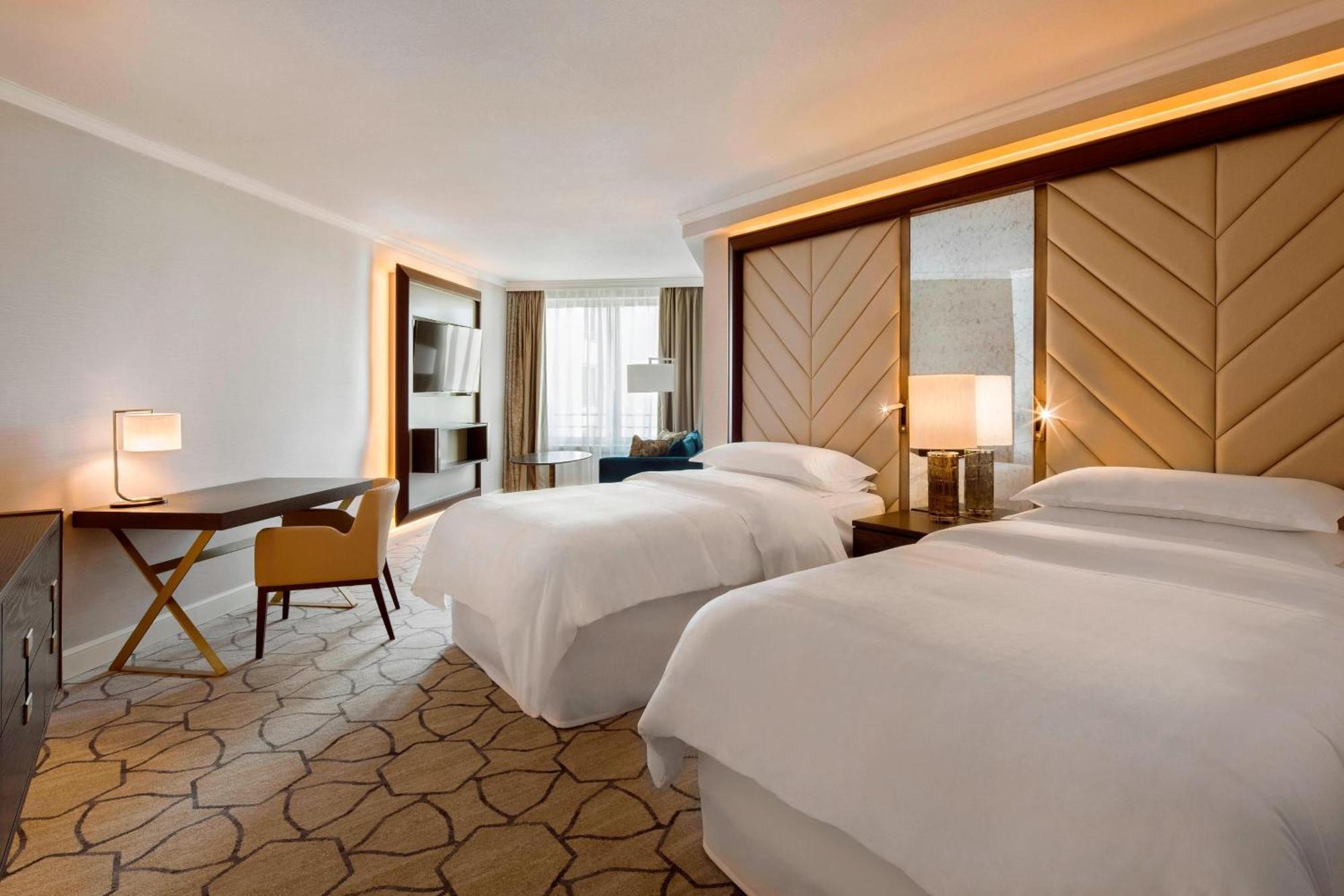 เชอราตัน แกรนด์ วอร์ซอ Hotel ภายนอก รูปภาพ Deluxe room